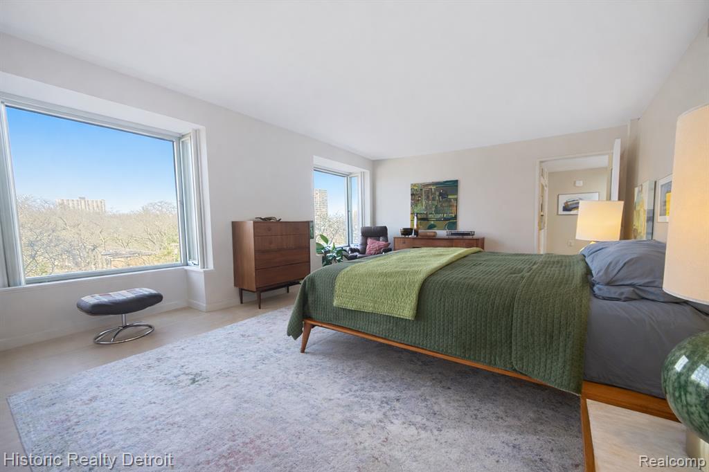 1300 E Lafayette Street E, 307, Detroit, MI 48207 — Photo 18