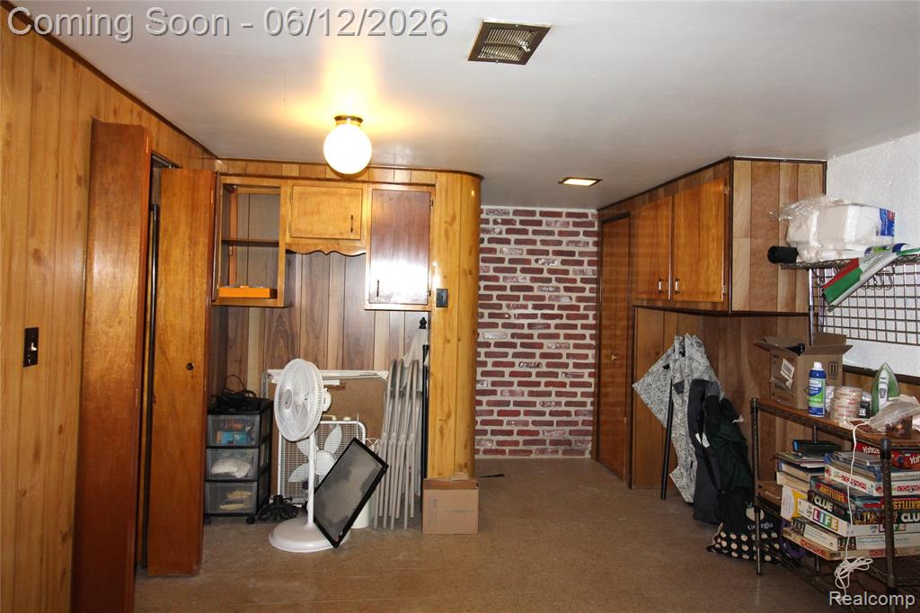 20165 Merle Court, Clinton Twp, MI 48035 — Photo 23