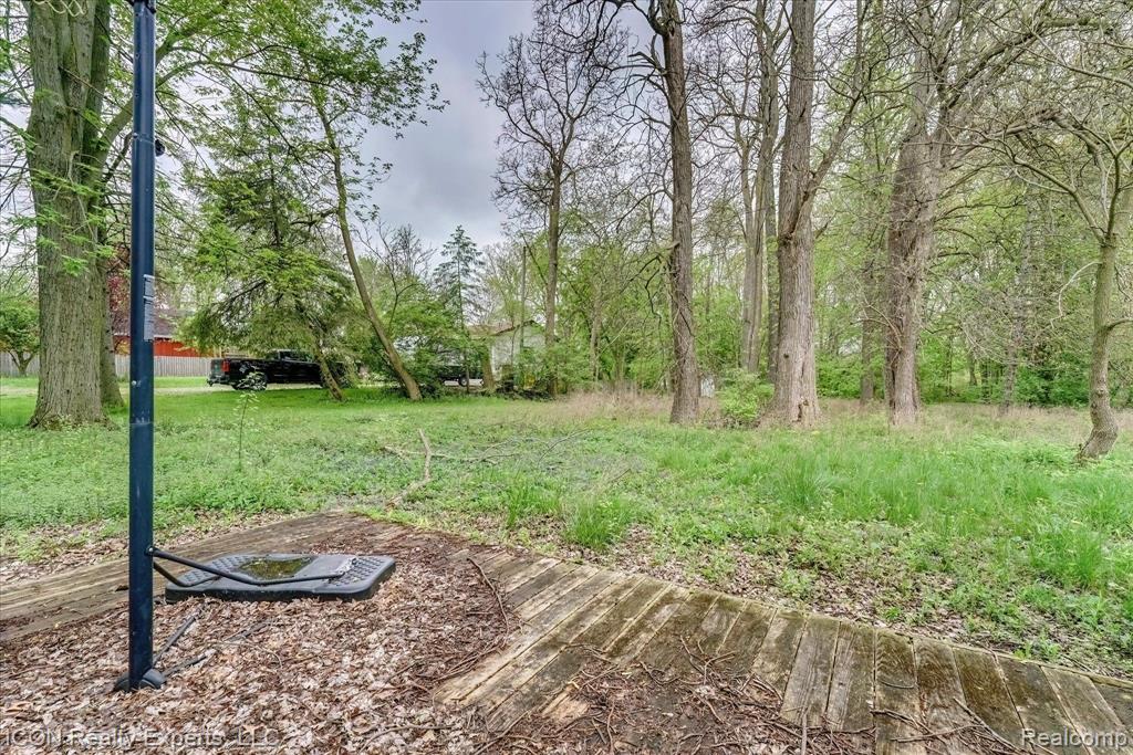 76107 Van Dyke Road, Bruce, MI 48065 — Photo 32