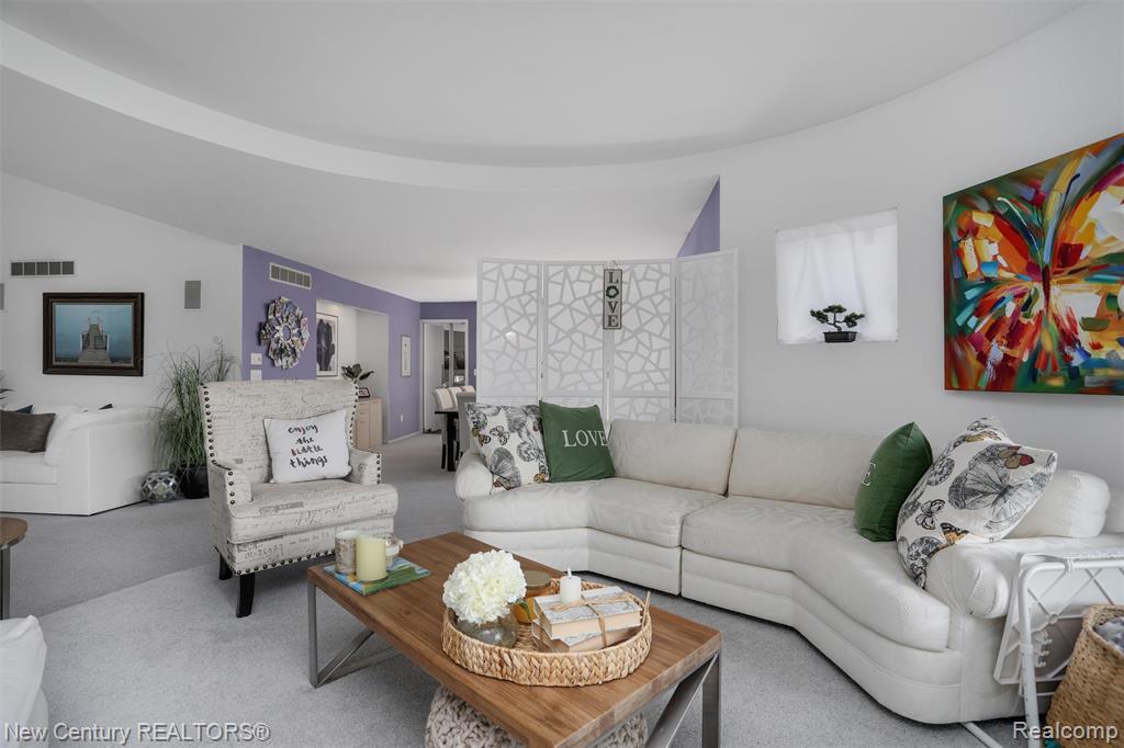 275 Angola Street, Wolverine Lake, MI 48390 — Photo 14