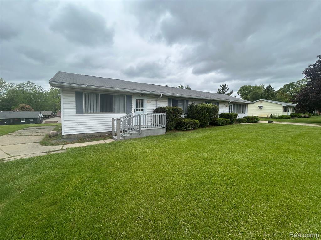 5272 VAN WINKLE Street, Brighton, MI 48116 — front exterior