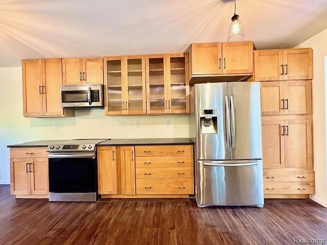 2095 M 140, Benton Harbor, MI 49022 — Photo 11