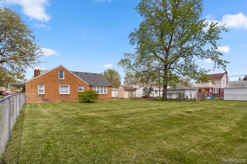 4033 AGNES Avenue, Lincoln Park, MI 48146 — Photo 32