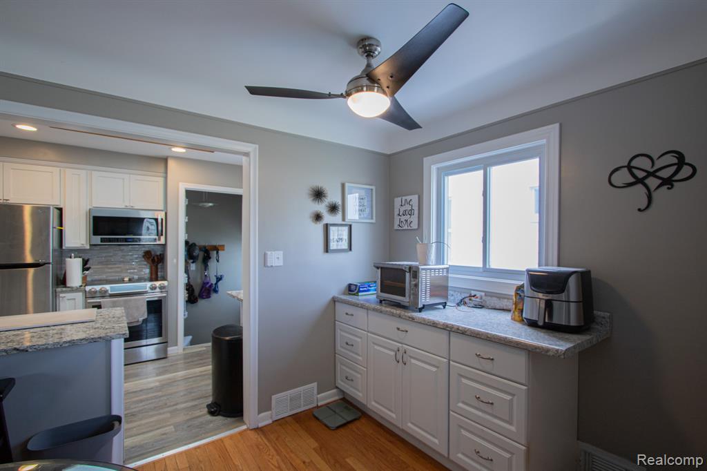 27825 Garfield Street, Roseville, MI 48066 — Photo 13
