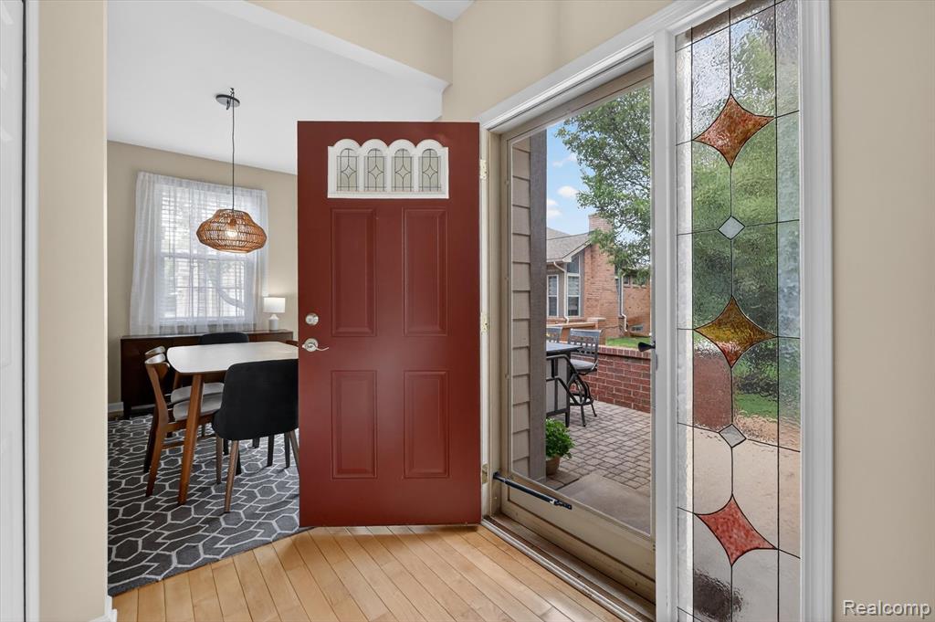 50150 Scott Court, 36, Shelby Twp, MI 48317 — Photo 5