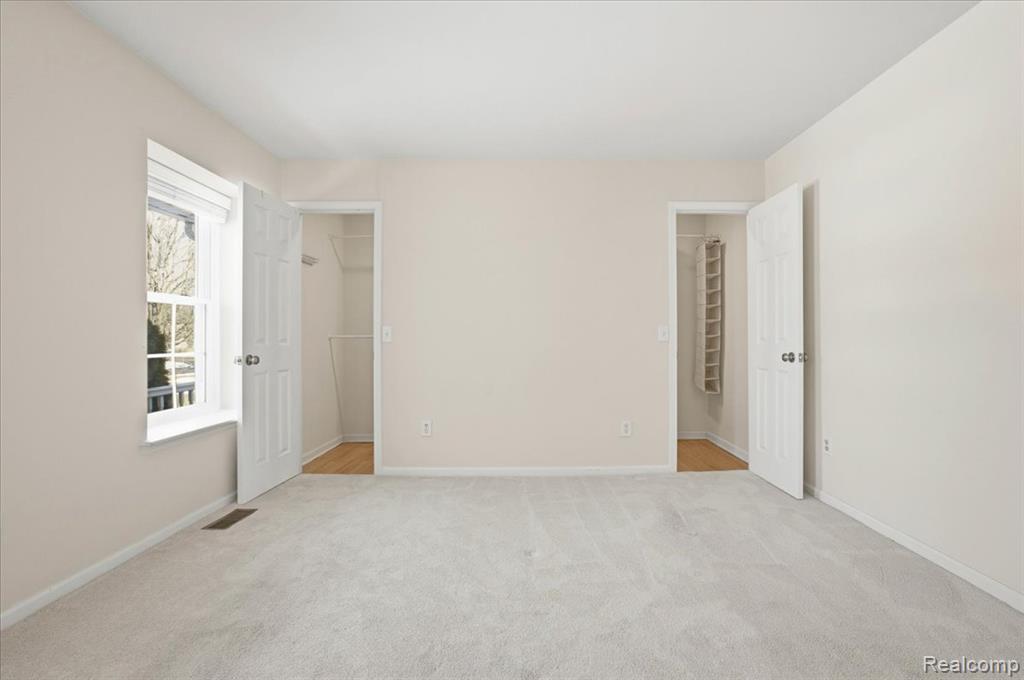 6042 Barker Avenue, Waterford, MI 48329 — Photo 17