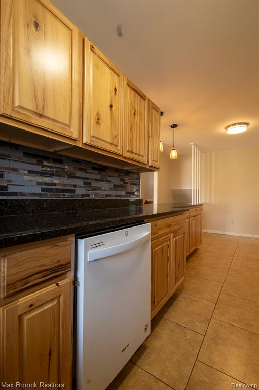 4829 WOLGAST Drive, Warren, MI 48092 — Photo 20