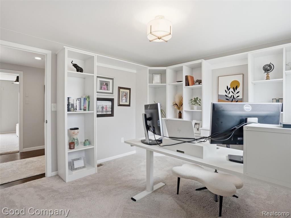 7371 Edinborough, West Bloomfield, MI — Photo 39