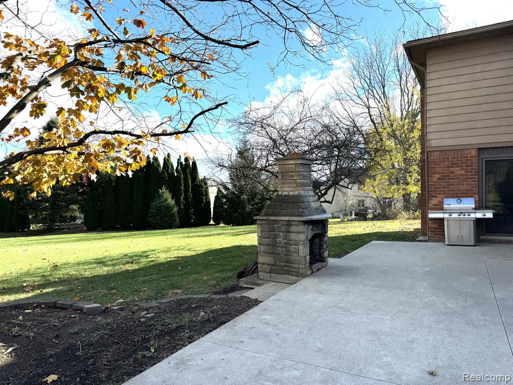 982 LANGLEY Road, Rochester Hills, MI 48309 — Photo 42
