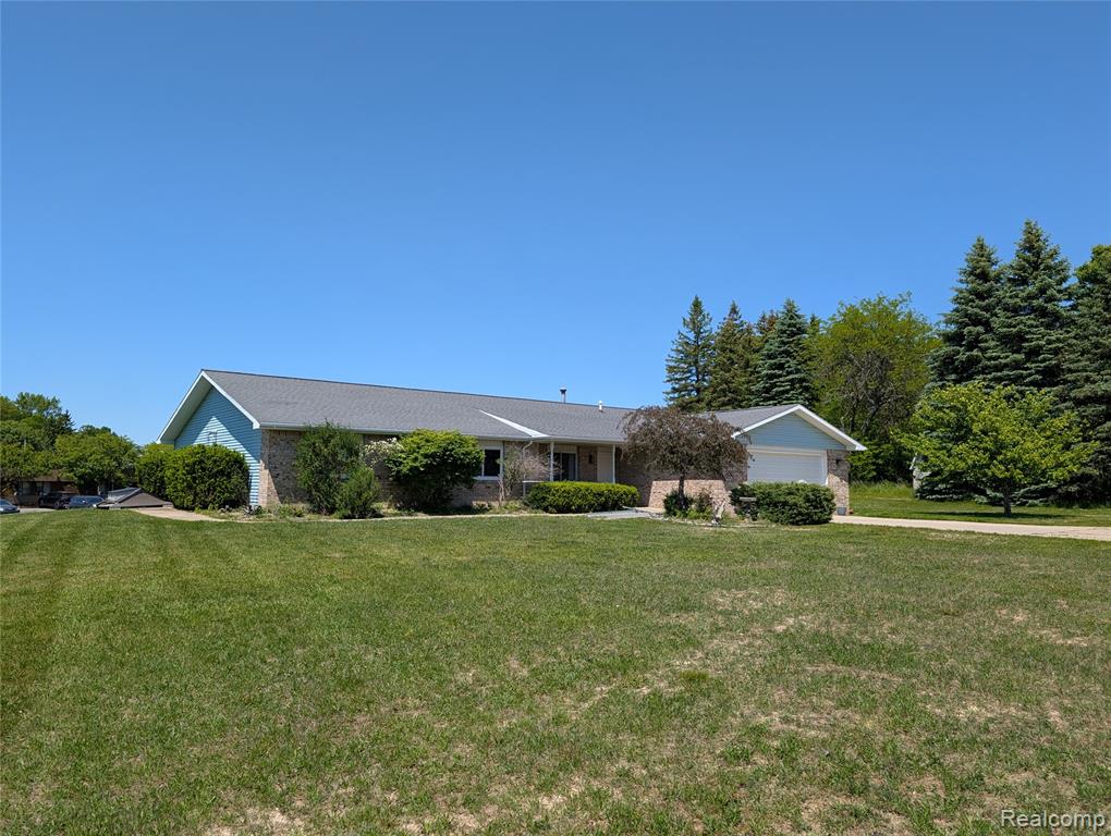 6237 Virginia Street, Cass City, MI 48726 — Photo 3