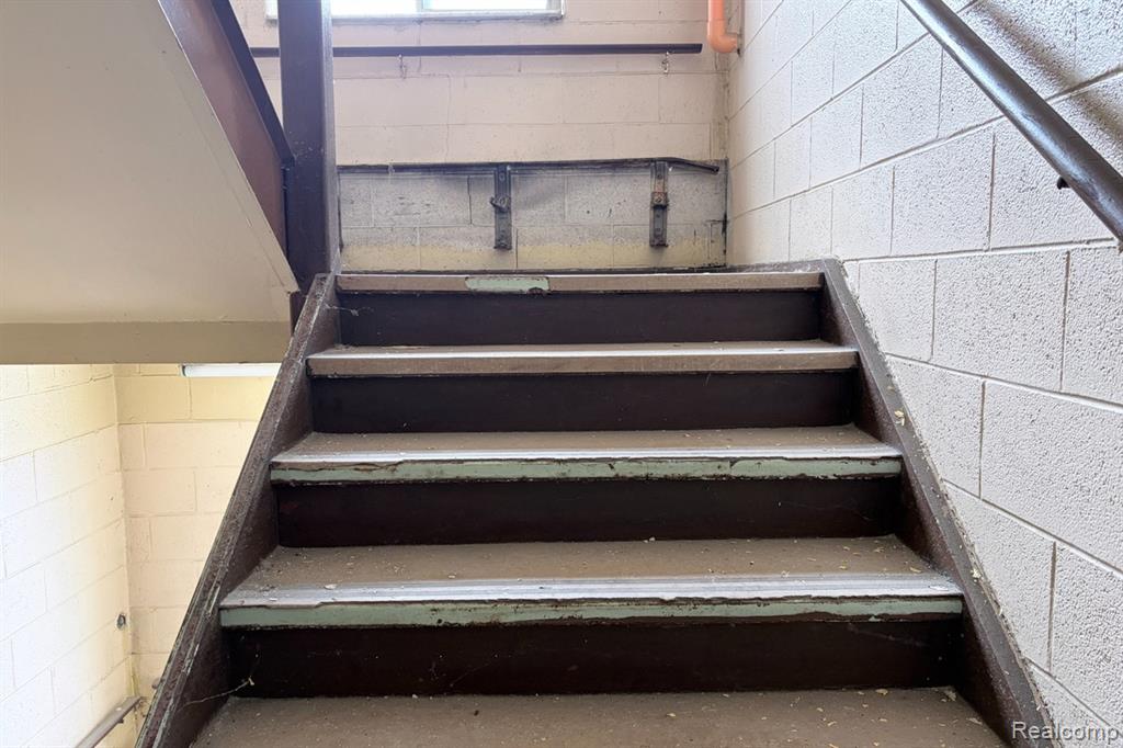 1640 Webb Street, Detroit, MI 48206 — Photo 26