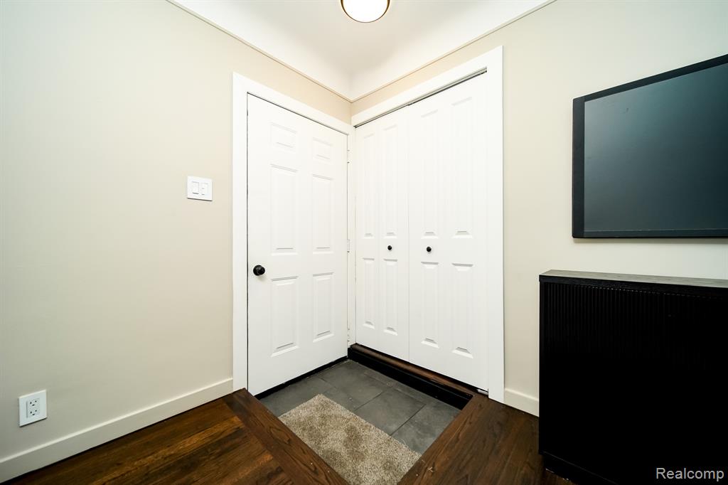 46985 Heydenreich Road, Macomb, MI 48044 — Photo 12