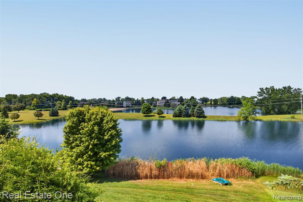 510 Boulder Lake Drive, Oxford, MI 48371 — Photo 47