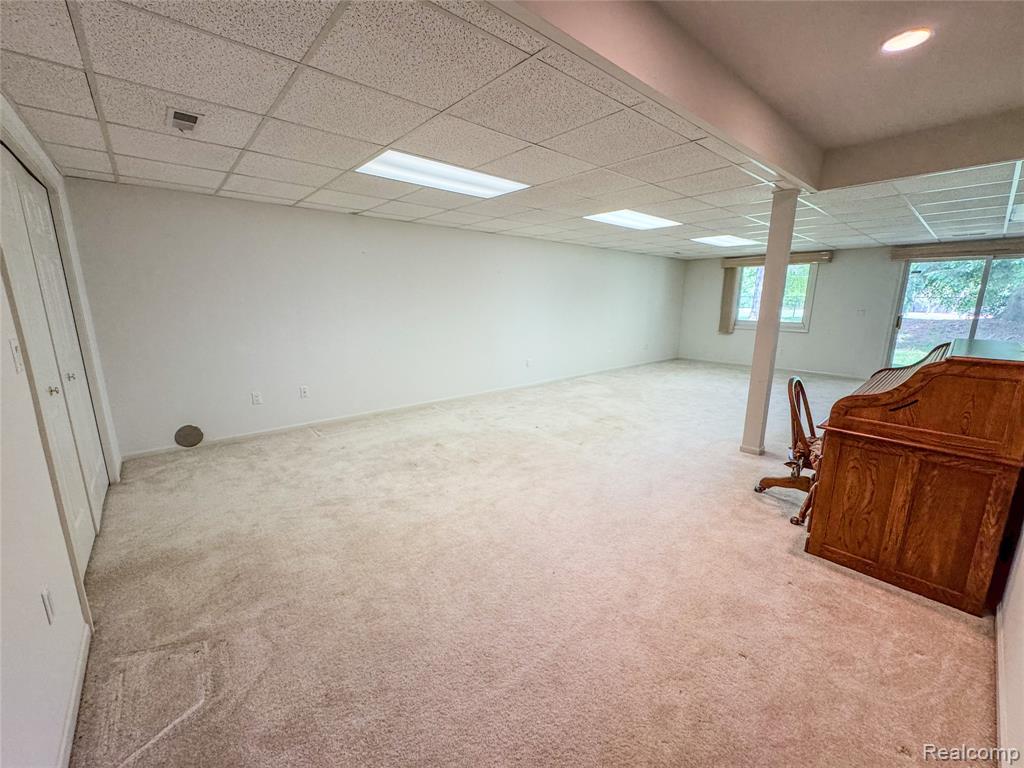 45325 Stonehedge Drive, Plymouth, MI 48170 — Photo 36