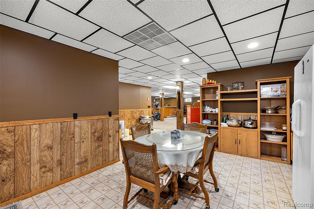 4871 Bayleaf Drive, Sterling Heights, MI 48314 — Photo 31
