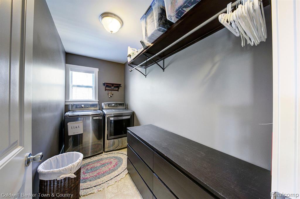 5515 BRILLIANT Circle, Howell, MI 48855 — Photo 19
