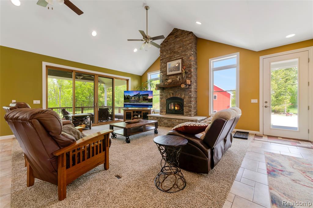13085 Rohn Road, Fenton, MI 48430 — Photo 14