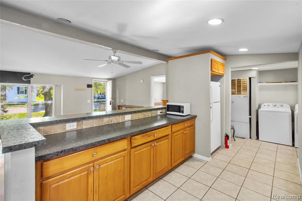 85 Oak Ridge, Monroe, MI 48161 — Photo 8
