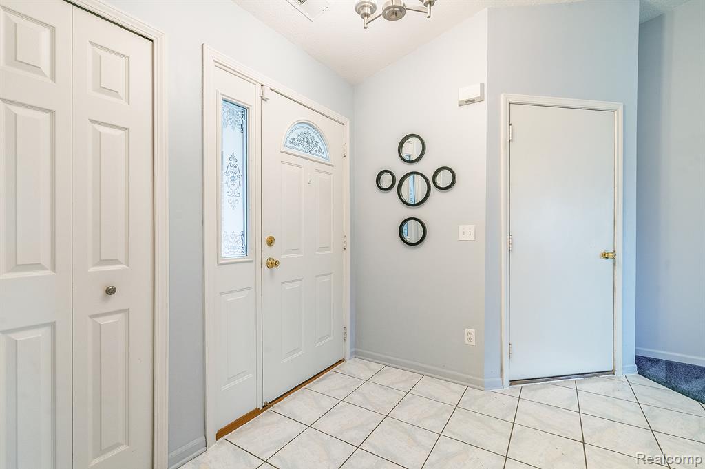 9556 WHEATGRASS Lane, Belleville, MI 48111 — Photo 3