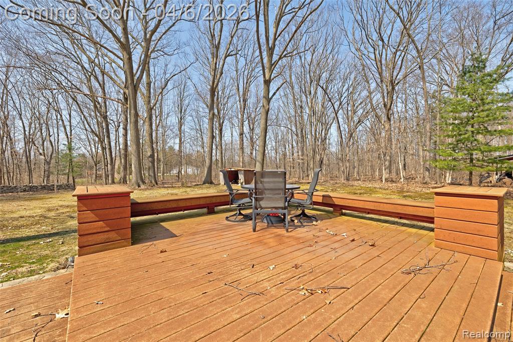 6332 Laura Lane, Flint, MI 48507 — Photo 45
