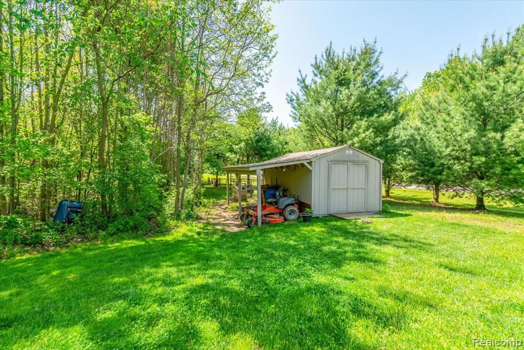 11541 McFall Drive, Willis, MI 48191 — Photo 40