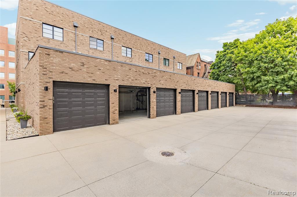 262 Mack Avenue, Detroit, MI 48201 — Photo 41