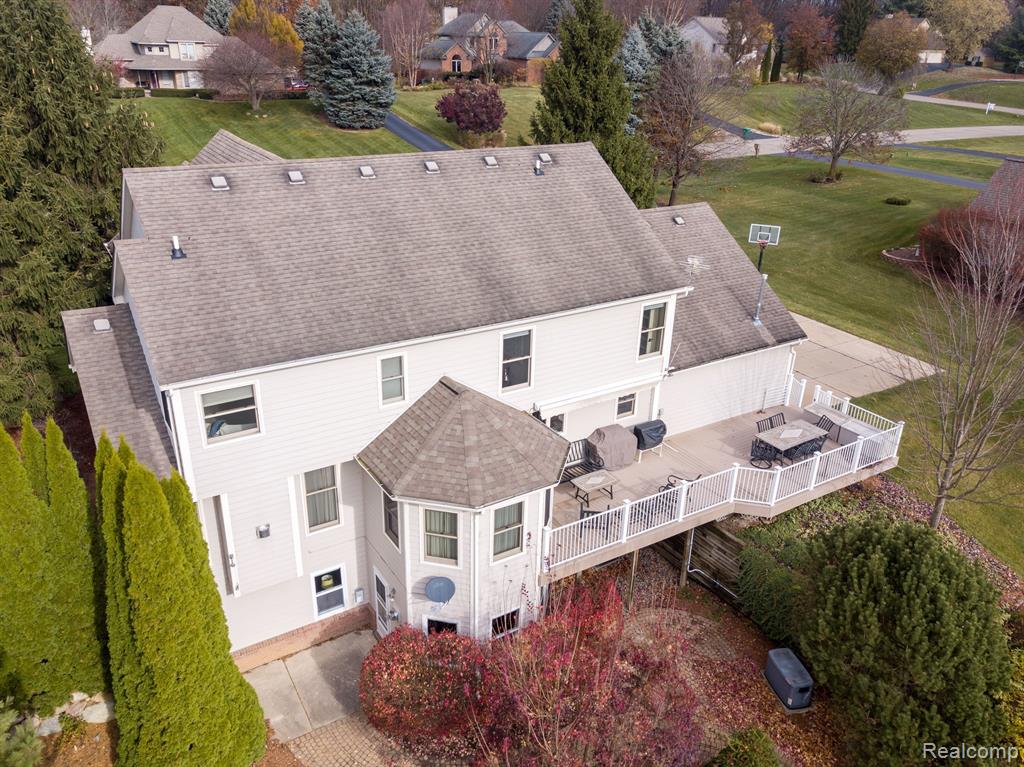 8714 GLEN HAVEN Drive, Howell, MI 48843 — Photo 33