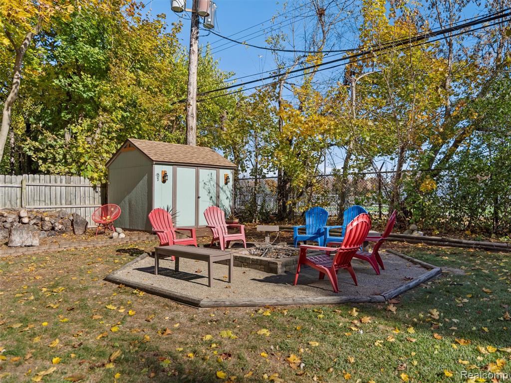 6410 Paramus, Clarkston, MI — Photo 34