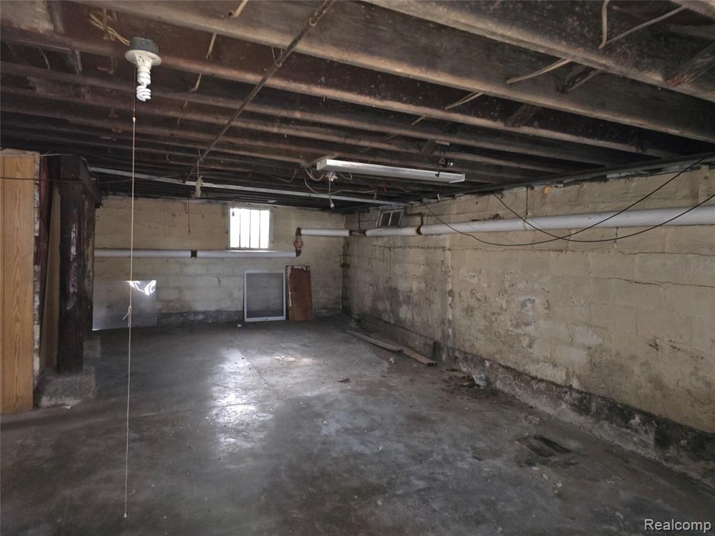 939 Backus Street, Jackson, MI 49202 — Photo 33