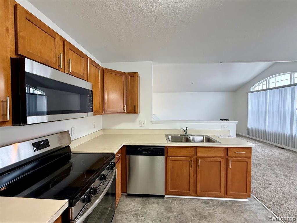 29067 Cullen Drive, Romulus, MI 48174 — Photo 17
