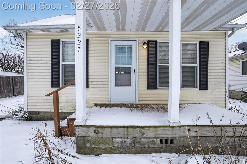 5227 Dania Street, Flint, MI 48532 — Photo 5