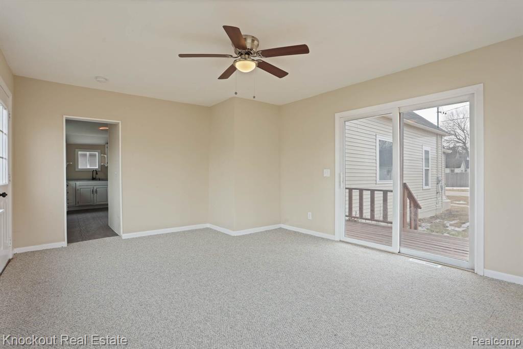 117 S IRVING Street, St. Charles, MI 48655 — Photo 20