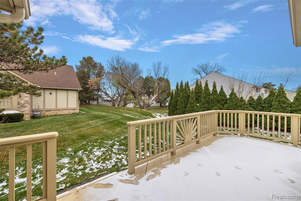42590 Schienle Lane, Clinton Twp, MI 48038 — Photo 6