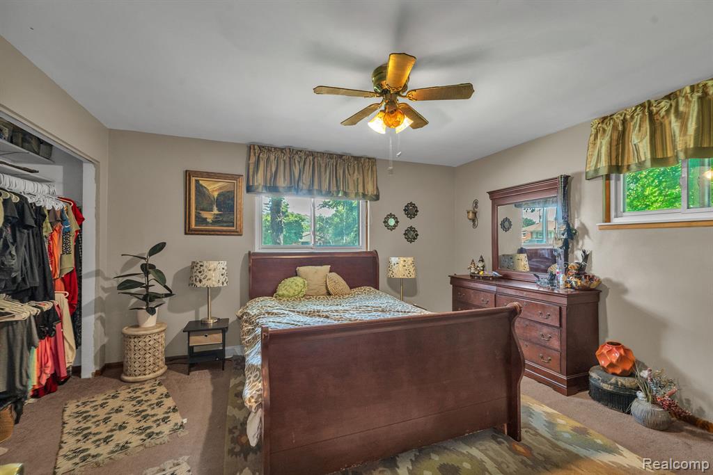 8016 Pardee Road, Taylor, MI 48180 — Photo 11