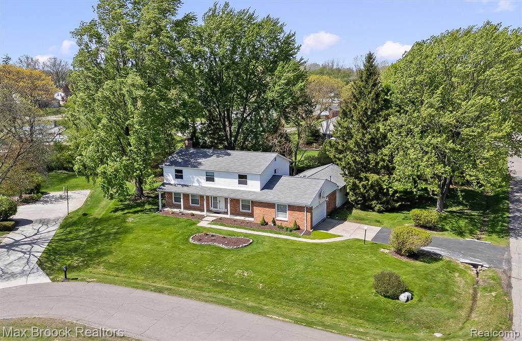 6540 Alderley Way, West Bloomfield, MI — Photo 3