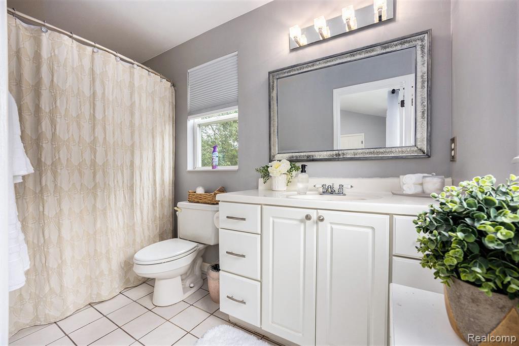 5116 Forrest View, Clarkston, MI — Photo 16