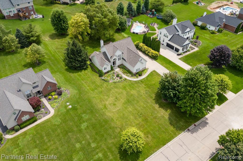 822 SADDLE CLUB Lane, Howell, MI 48843 — Photo 50