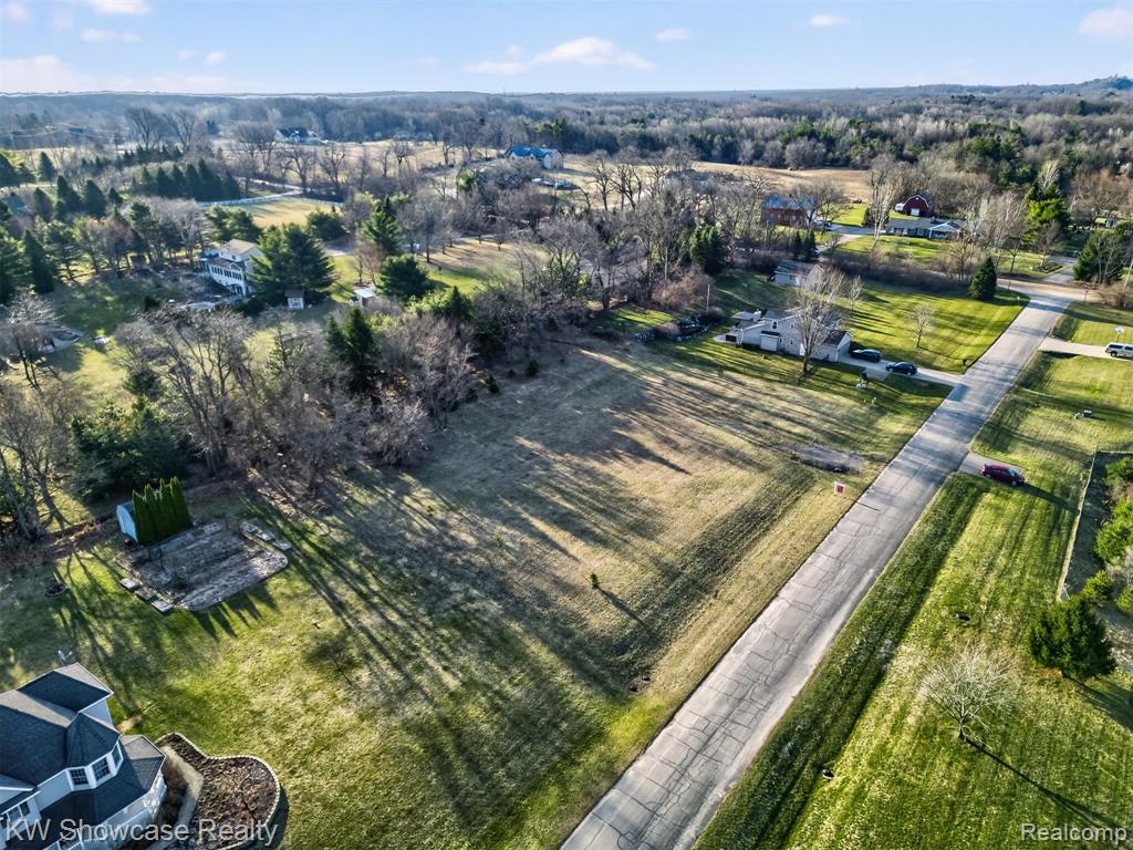 4640 Melanie Lane, White Lake, MI 48383 — Photo 2
