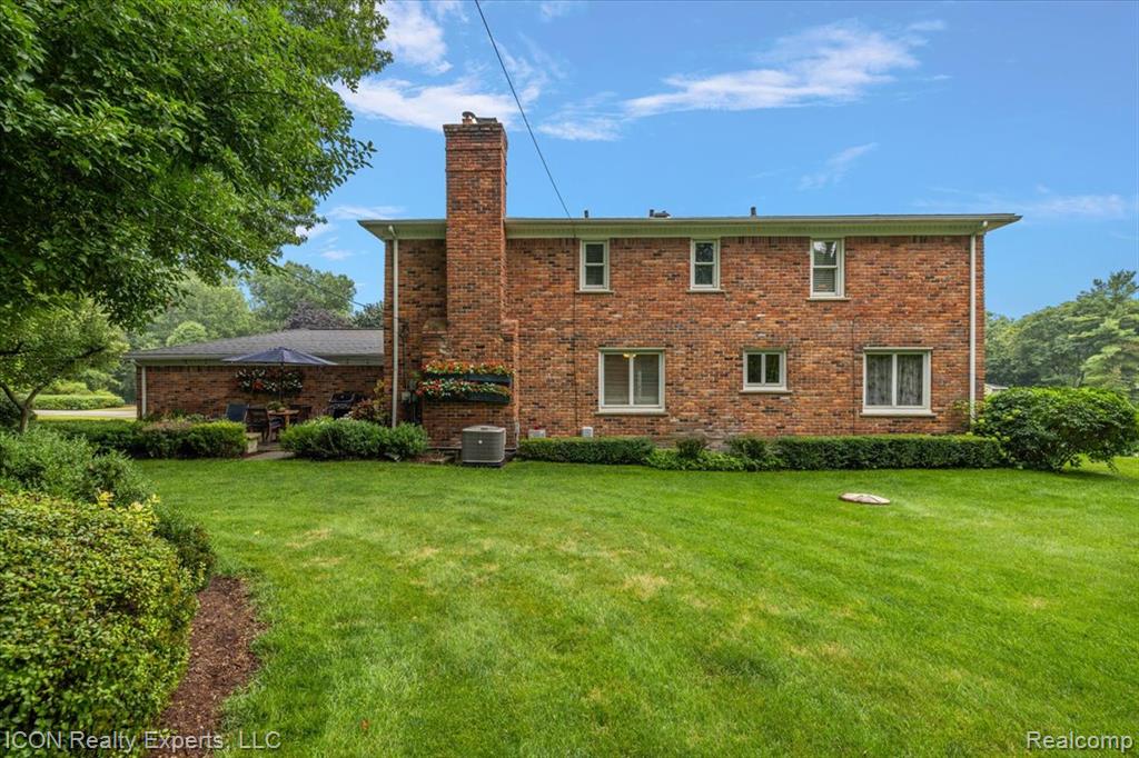 746 Birch Tree Lane, Rochester Hills, MI 48306 — Photo 8