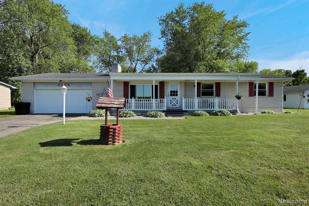 6245 W Coldwater Road, Flushing, MI 48433 — Photo 2