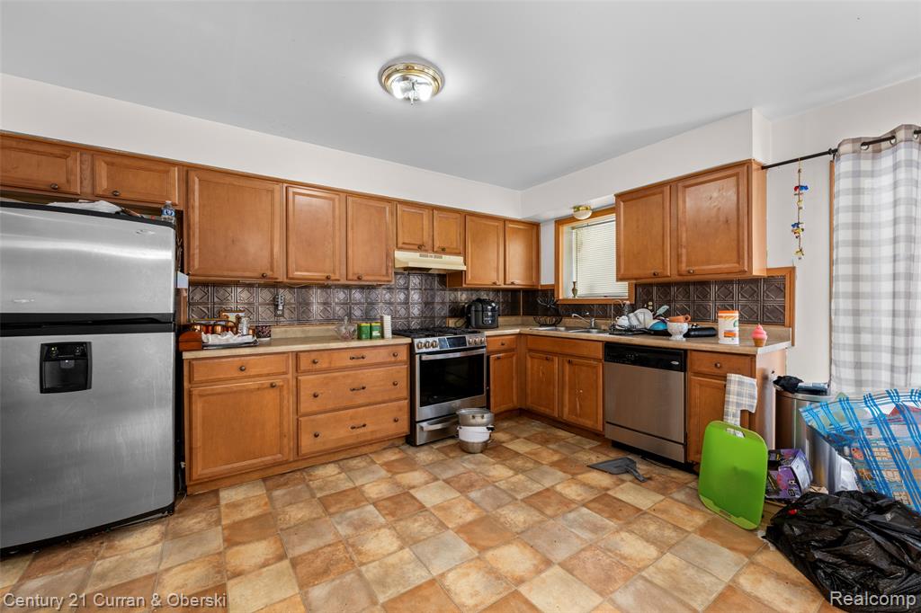 1399 Elmhurst Street, Canton, MI 48187 — Photo 9