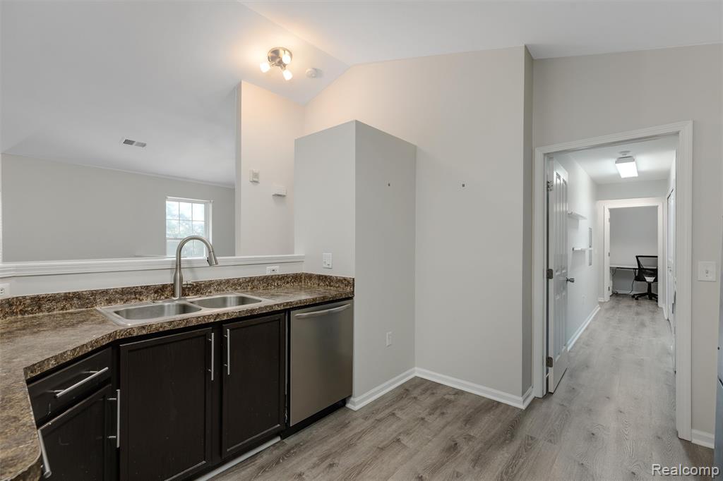 47879 Cardiff Avenue, Canton, MI 48188 — Photo 8