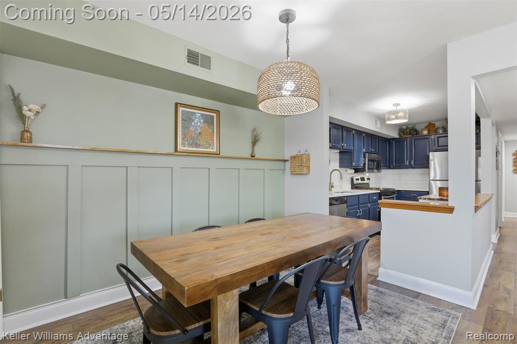 174 Pinewood Circle, Plymouth, MI 48170 — Photo 9