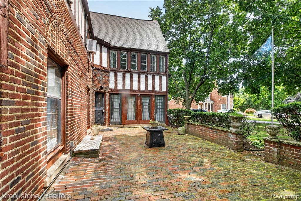 1735 Lincolnshire Drive, Highland Park, MI 48203 — Photo 52
