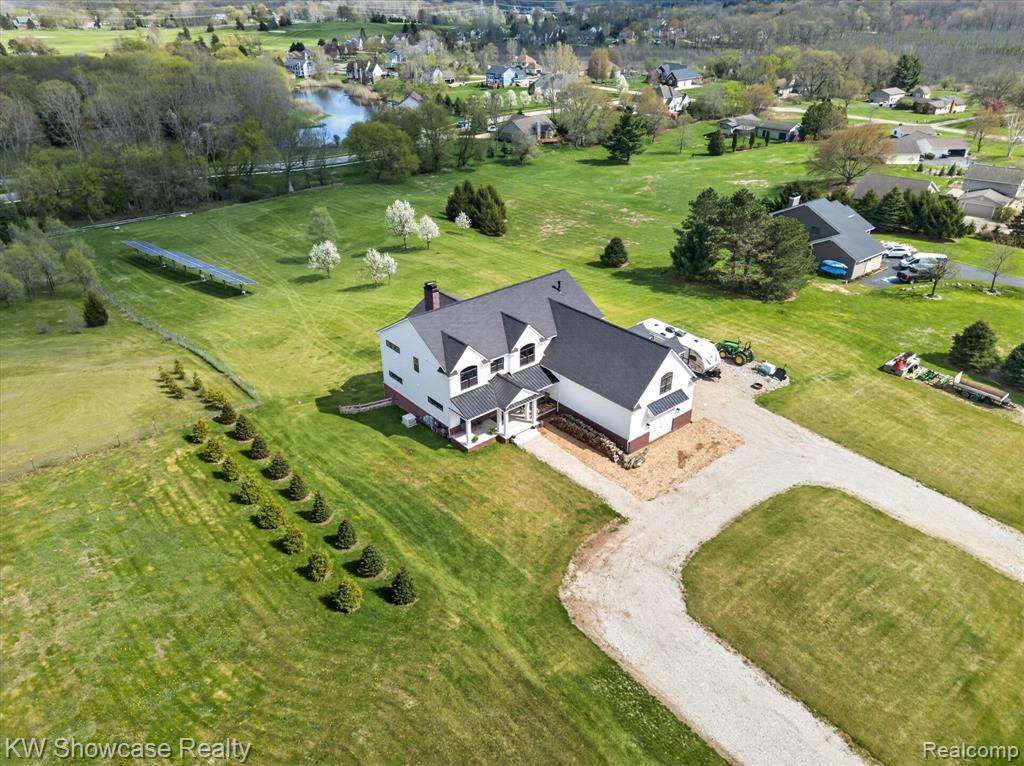 1881 Reidsview Drive, White Lake, MI 48383