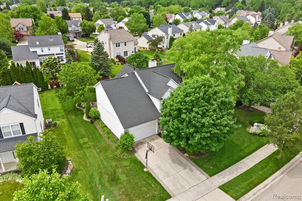 1035 Equestrian Drive, South Lyon, MI 48178 — Photo 47