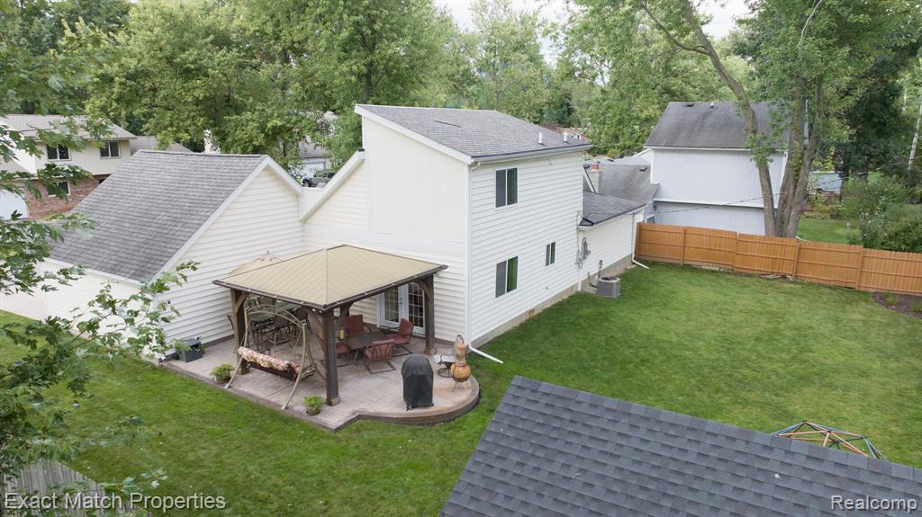 6735 BUCKLAND Avenue, West Bloomfield, MI 48324 — Photo 3