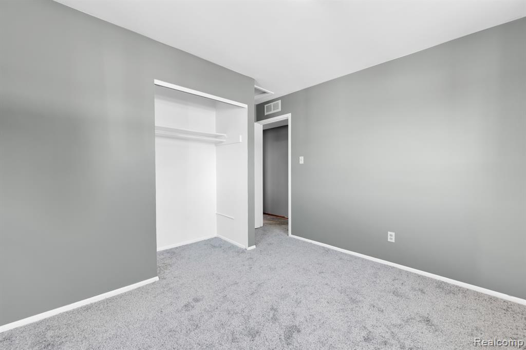 4640 ARDEN Avenue, Warren, MI 48092 — Photo 18