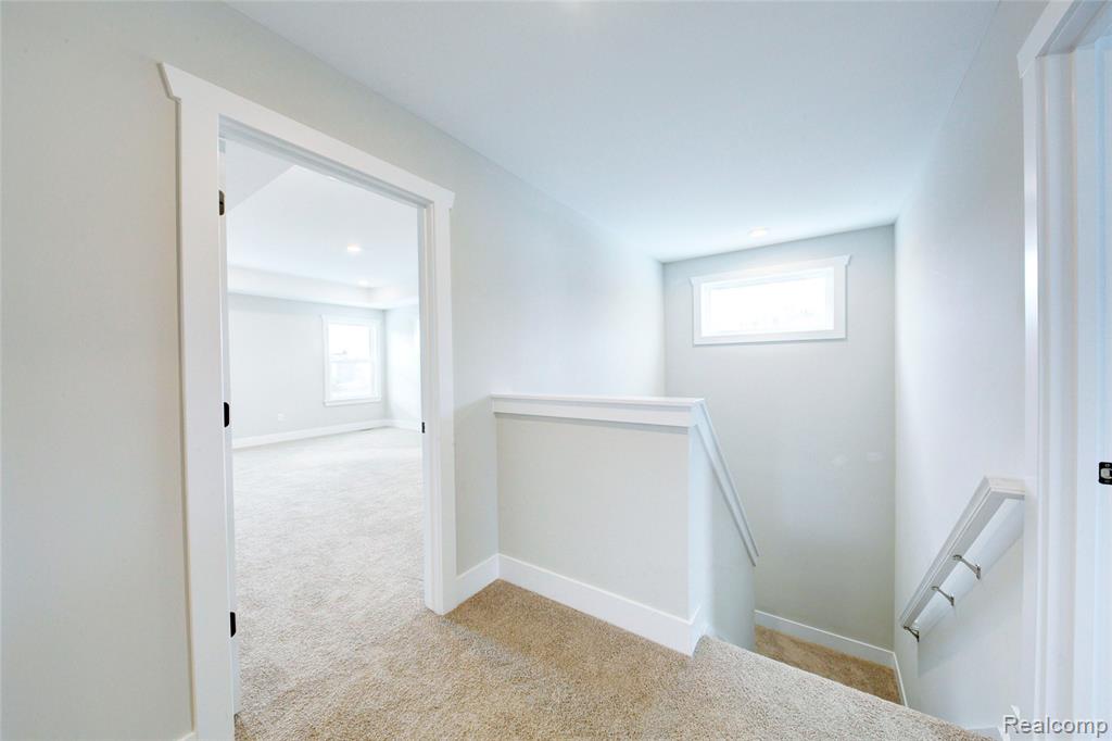 676 ROUND ROCK DR, Howell, MI 48843 — Photo 17