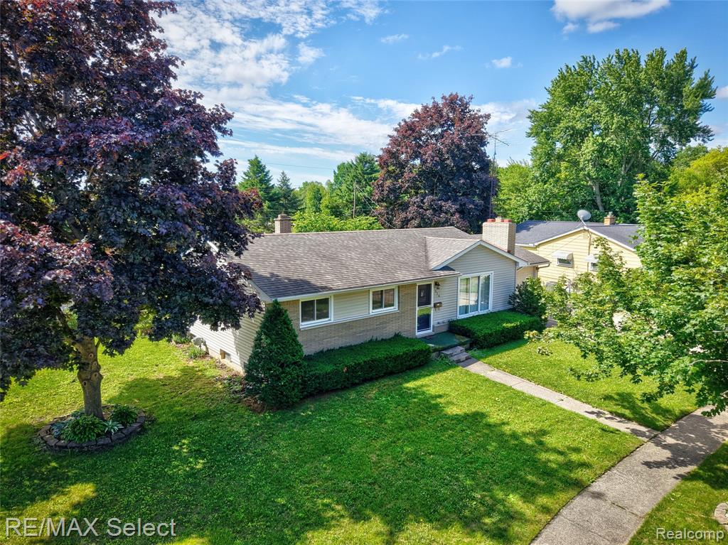 574 Poplar Street, Clio, MI 48420 — Photo 3